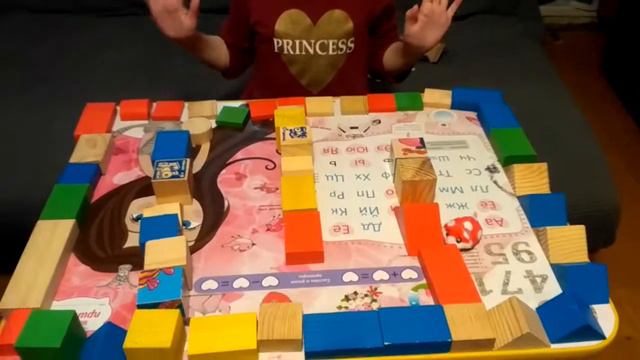 Хома Дома | Хомяк Чип в лабиринте из кубиков | игрушка