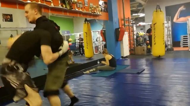 Kick-sparring смотреть онлайн