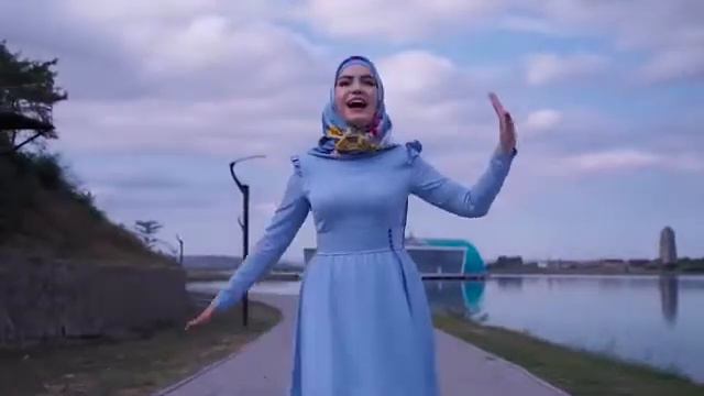 Карина Радуева деспасито на Чеченском Теша хьо смотреть онлайн