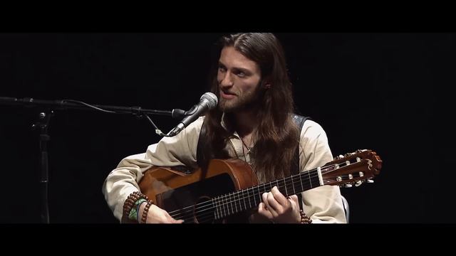 Estas Tonne || Romani Song || Live In Odeon, Vienna 2011