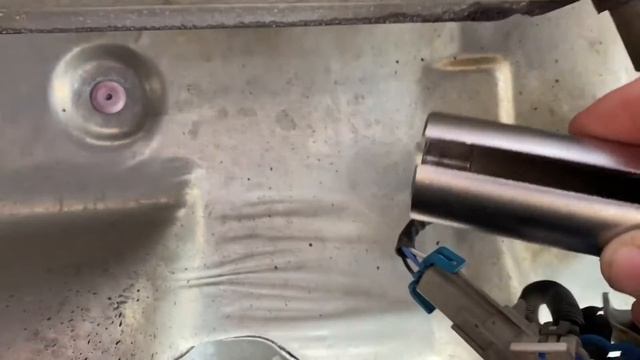 Changing O2 Sensor|Chevy Blazer 03 (p0137) смотреть онлайн