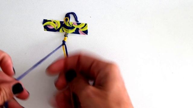 4 different techniques to make friendship bracelets смотреть онлайн