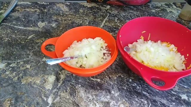 Слоеное тесто, самса с мясом и самса с тыквой #слоенаясамса#слоеное_тесто#самсастыквой смотреть онлайн