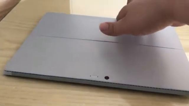 microsoft surface pro4 battery swelling смотреть онлайн