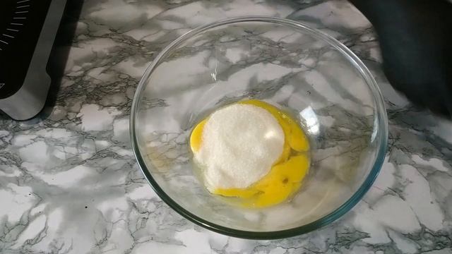 Черничный курд.? Не кислый, а очень нежный и вкусный. К бисквитам подходит отлично. смотреть онлайн
