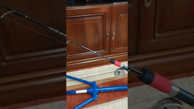 Самоподсекающая, автоматическая зимняя удочка смотреть онлайн