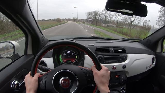 Fiat 500e Acceleration | 0-100 KM/H | Electric Abarth смотреть онлайн