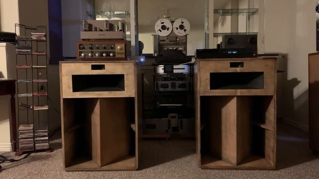 Marantz 8b, McIntosh c20, klipsch La scala ! смотреть онлайн