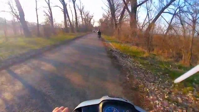 ПОКАТУШКА НА МОТОЦИКЛАХ. ГЕОН ПАНТЕРА, ГЕОН CR6-Z. СПАРК 200, ЯМАХА ДЖОГ, СУЗУКИ , АЛЬФА. КАТАЕМСЯ. смотреть онлайн