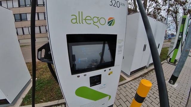 VW ID.3 kostenlos laden bei allego.....wie schnell geht es??? смотреть онлайн