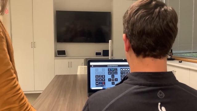 Team Gleason Showcases the Comcast Adaptive Remote смотреть онлайн