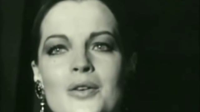 Romy Schneider & Michel Piccoli - La Chanson d'Hélène смотреть онлайн