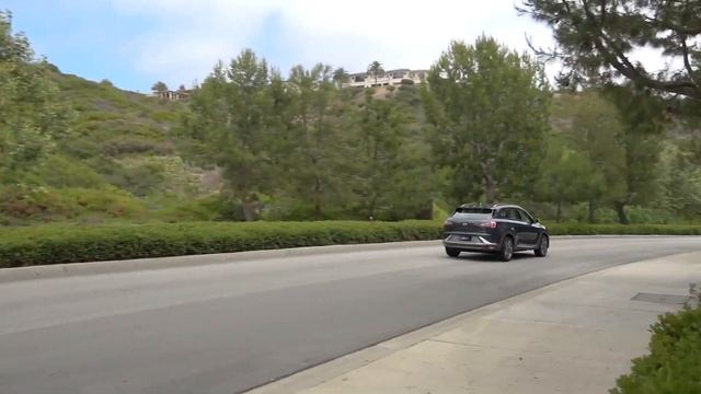 Hyundai CEO Makes HUGE Bet On Hydrogen смотреть онлайн