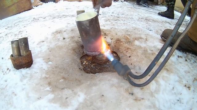 ИЗ чего и как плавить ЦИНК! Для оцинковки авто своими руками! How To Melt Zinс