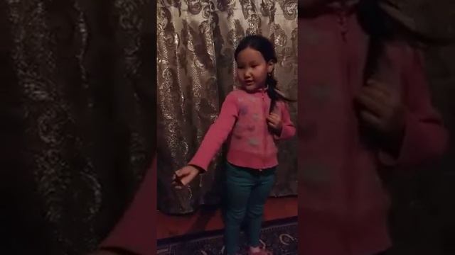 Усенжанова Юлтуз Сказка о мертвой царевне и о семи богатырях Капчагай 24.10.2015 год. смотреть онлайн