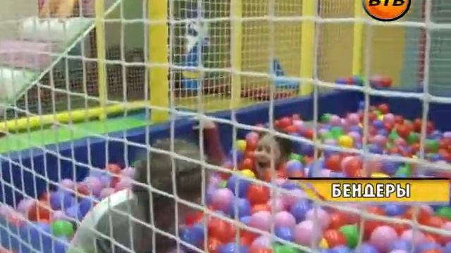 развлекательный центр боулинг Lucky Бендеры смотреть онлайн