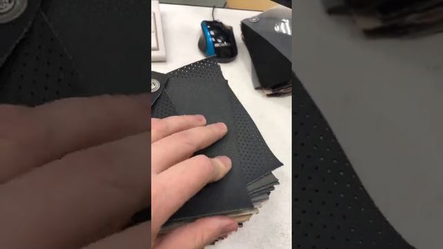 Материалы для пошива авточехлов. Экокожа, Алькантара, велюр смотреть онлайн