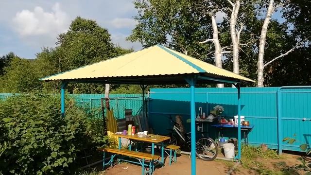 Беседка дачная, типа закончена. смотреть онлайн