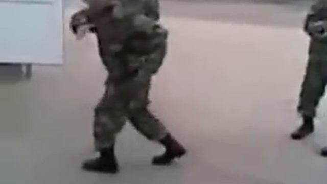 Чеченская лезгинка батальона Восток смотреть онлайн