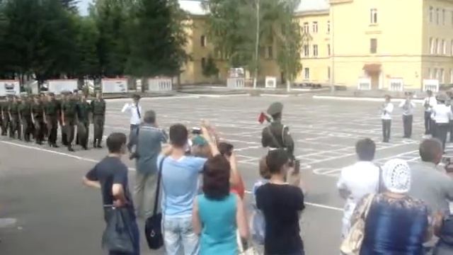 ТРОО"СНД" Торжественной марш после присяги 28 июня 2014 г. наши земляки приняли присягу. смотреть онлайн