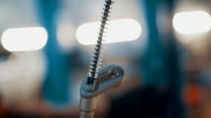 Замена правого троса стояночного тормоза Nissan