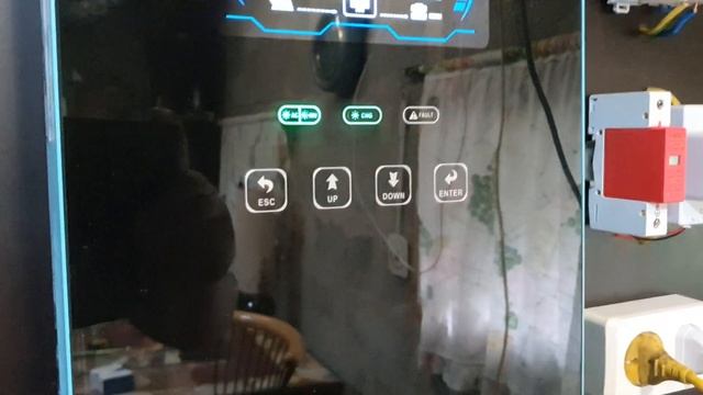 Сколько потребляет гибридный инвертор 24в в режиме подмешивания сети