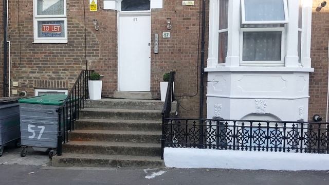 High Yield Block of Investment Properties in Luton, Bedfordshire, Near London - £64k Annual Income! смотреть онлайн