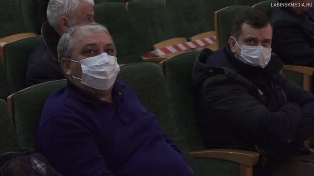 Проведение весенних полевых работ обсудили аграрии на межрайонном совещании смотреть онлайн