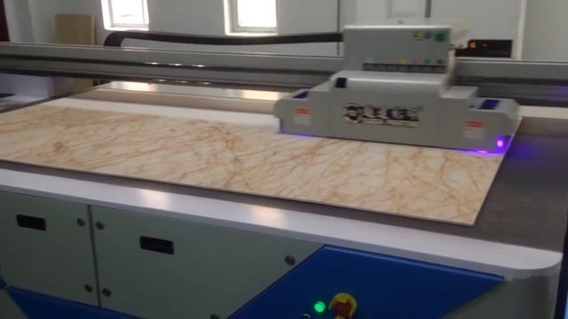 Large format Ricoh uv flatbed MDF sheet uv machine MDF uv flatbed printer with large size printing смотреть онлайн