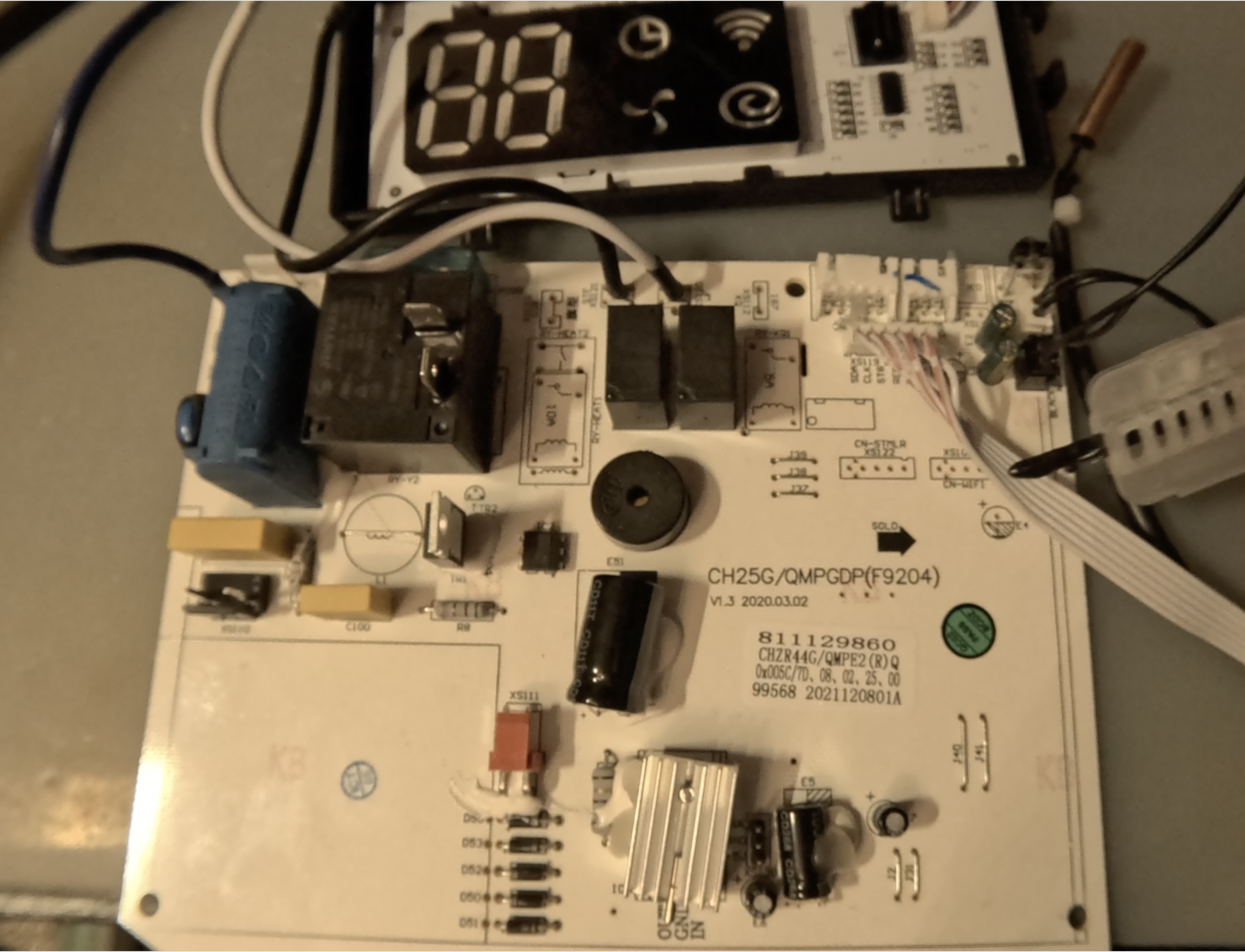Ремонт платы управления кондиционера RODE18, не включается компрессор. смотреть онлайн