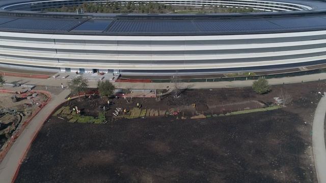 APPLE PARK February 2018 Drone Update 4K смотреть онлайн