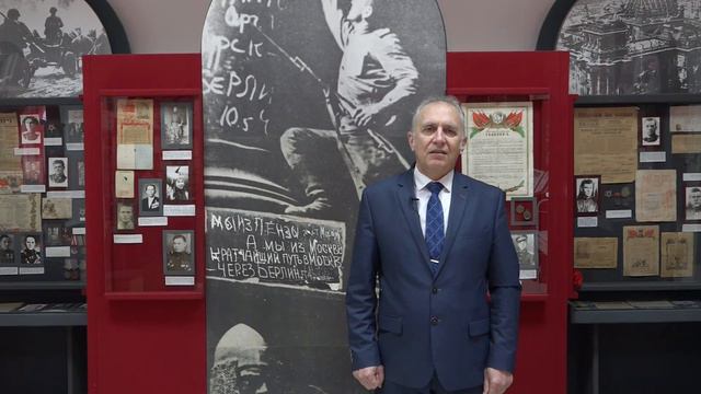 Поздравление главы администрации Сергея Златогорского с Днем защитника Отечества. смотреть онлайн