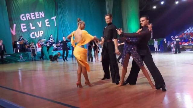 Кочеров Евгений и Конюхова Анастасия Pasodoble смотреть онлайн