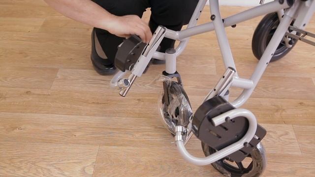 M80359+M66509+M66522 Trotter Push Chair смотреть онлайн