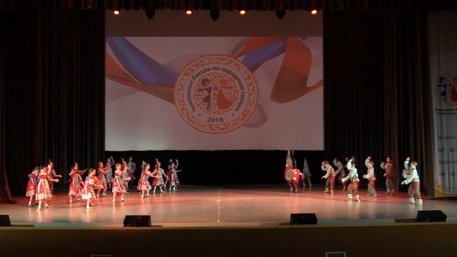 Во лужку (конь) Москва 2019 ЧРНТ финал ансамбль "Юность Сибири" г. Тюмень смотреть онлайн