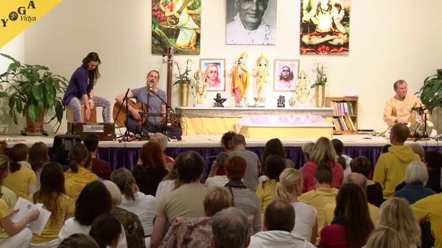 Om Gam Ganapataya chanted by Kai and Jasmin смотреть онлайн