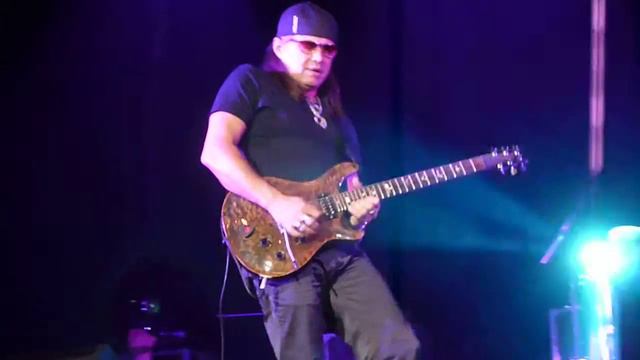 "Миссия невыполнима" на гитаре. мMISSION IMPOSSmission impossibleIBLE live (amateur video) смотреть онлайн