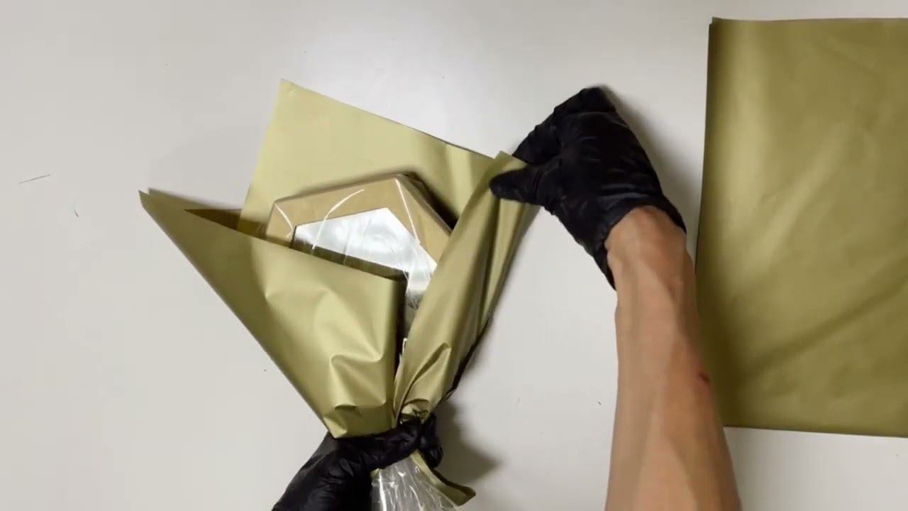 Bouquet de Noël avec gourmandises aux fleurs séchées смотреть онлайн