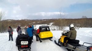 Испытание пассажирских саней для снегохода