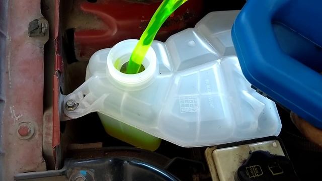 Ford fiesta,Ka,Ikon,Courier, Ecosport deposito de agua смотреть онлайн