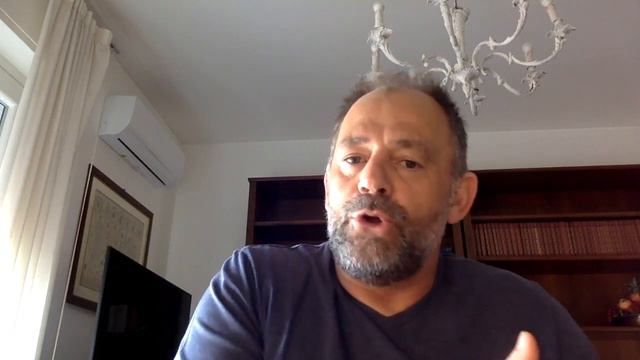 Breve storia della scuola смотреть онлайн