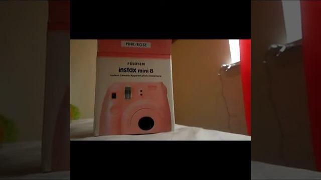 Fujifilm Instax Mini 8 unboxing (pink) смотреть онлайн