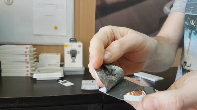 Выбор приемника беспроводной зарядки для iPhone 5, 6 и 7 поколения смотреть онлайн