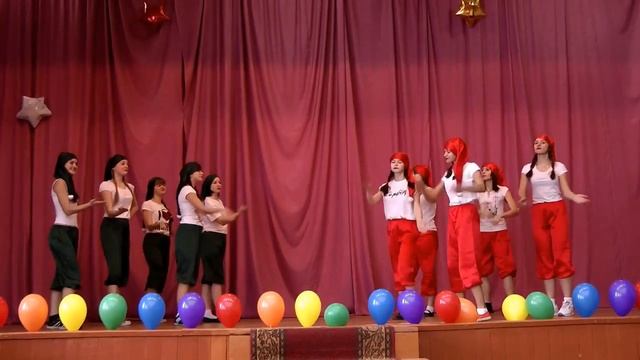 "ТАНЕЦ СУПЕР-ГНОМИКОВ" 28 ЛИЦЕЙ ЙОШКАР-ОЛЫ.Ф.В.ГИНЗБУРГ, ВИРТУАЛЬНЫЙ МУЗЕЙ КУЛЬТУРЫ РМЭ. смотреть онлайн