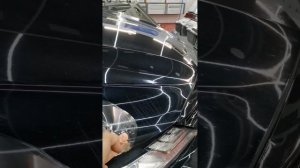 Тест полиуретановой плёнки на кузове автомобиля. Снятие старой плёнки для оклейки новой.