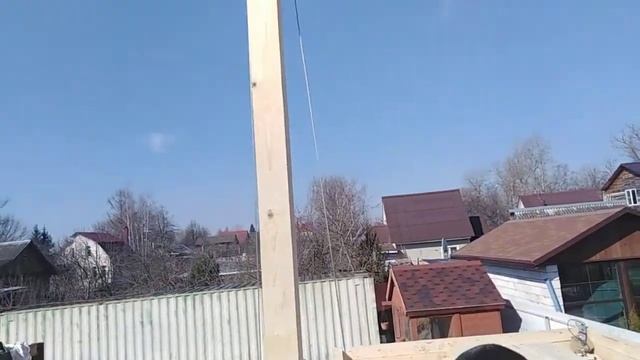 Поднимаем брус лебедкой, строй брус, строительство из бруса смотреть онлайн