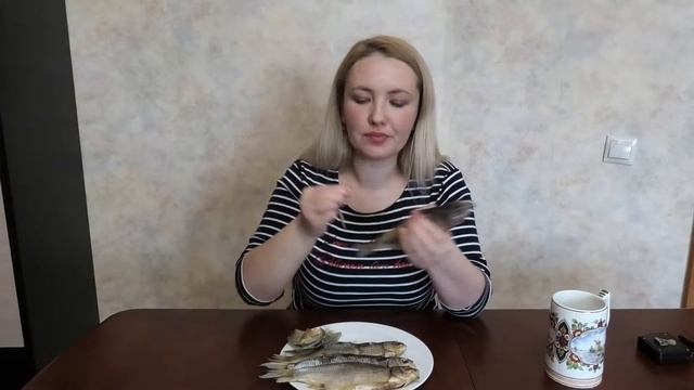 Вобла крупная (21+) смотреть онлайн