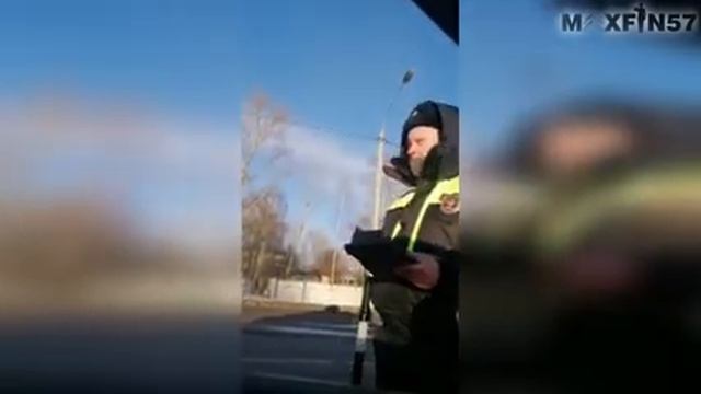 Майор ДПС-Саня Белый! МОРДОЙ В ПОЛ С##А!!!!! смотреть онлайн