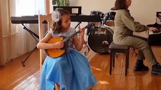 А.Спадавеккиа "Добрый жук " смотреть онлайн