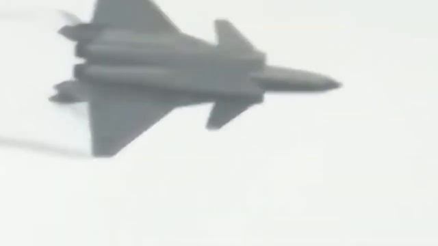 Китайский истребитель 5-го поколения Chengdu J-20 смотреть онлайн